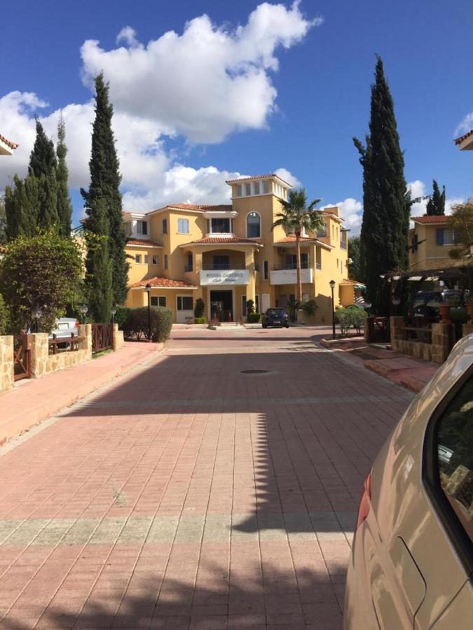 Beautiful Regina Gardens Apartment Paphos Luaran gambar